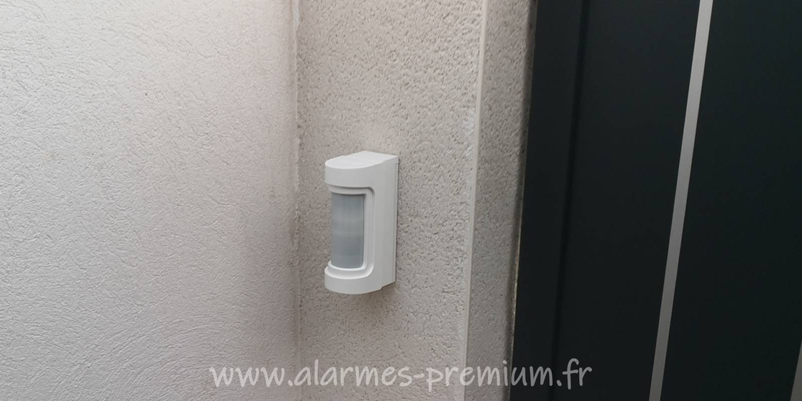 Vente et installation d'une alarme sans fil  avec détection extérieure pour villa à Garons prés de Nîmes