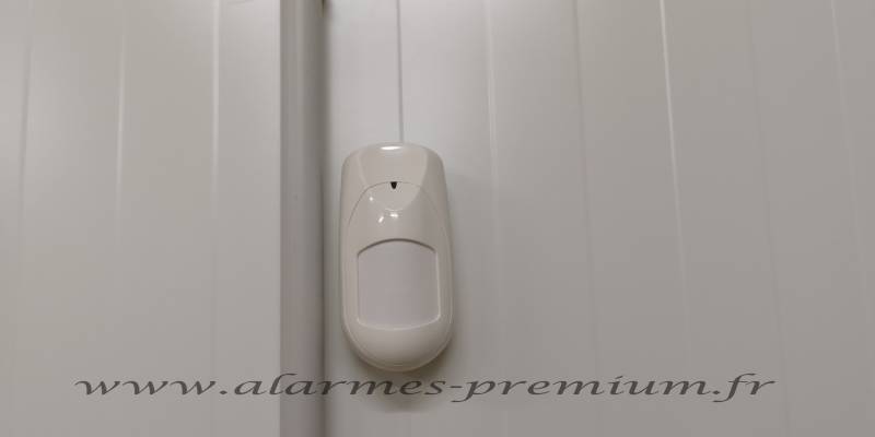 Pose d'alarmes par une société spécialisée dans le Gard